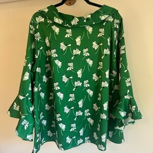 Eloquii Green Floral Bell-Sleeve Top